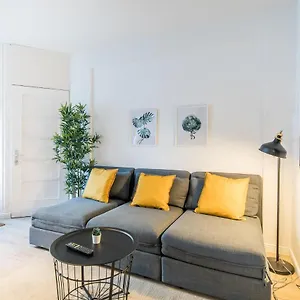  Apartment Cosy For 6